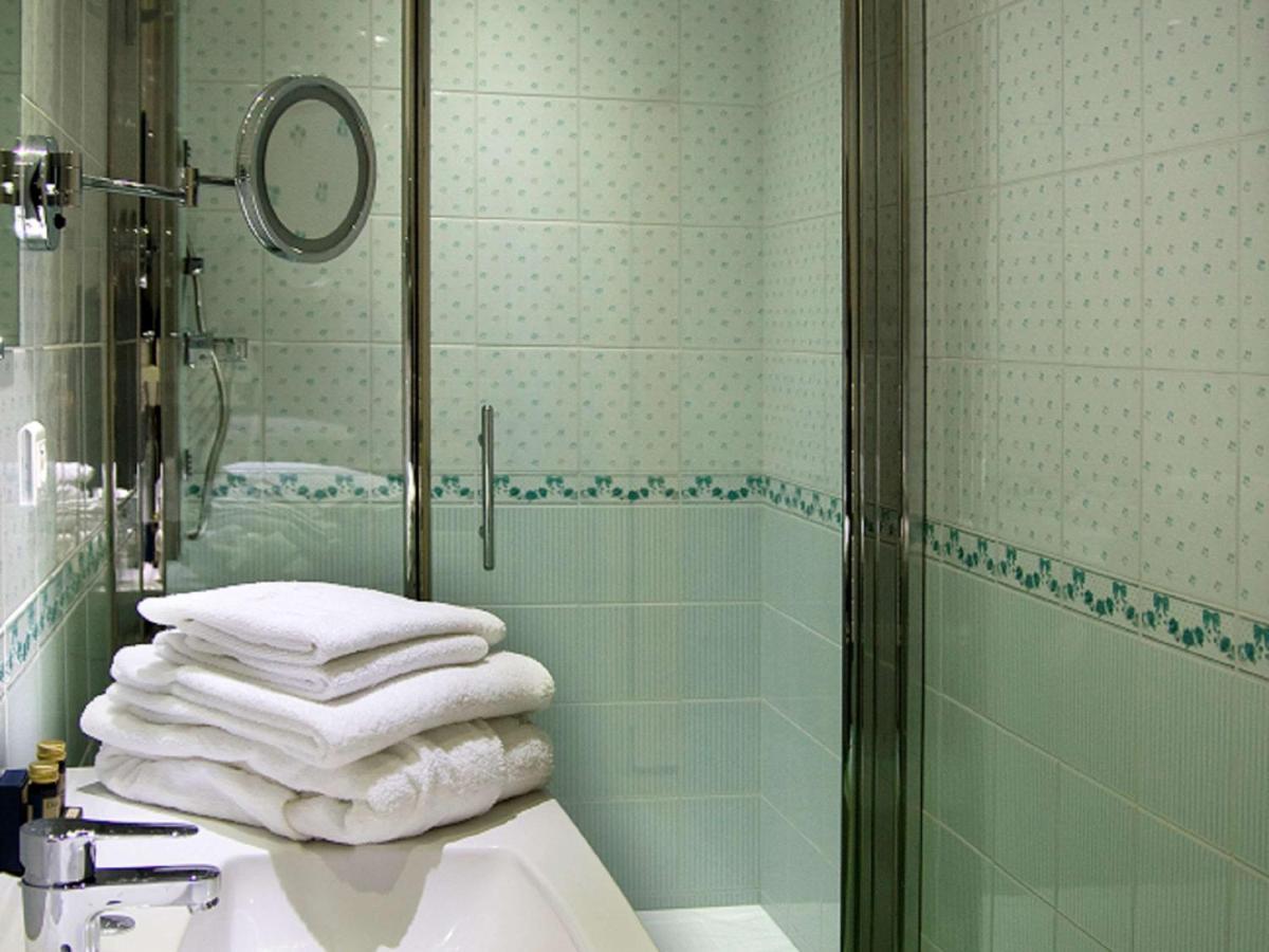 Mercure Moulins Centre Hotel De Paris Bagian luar foto