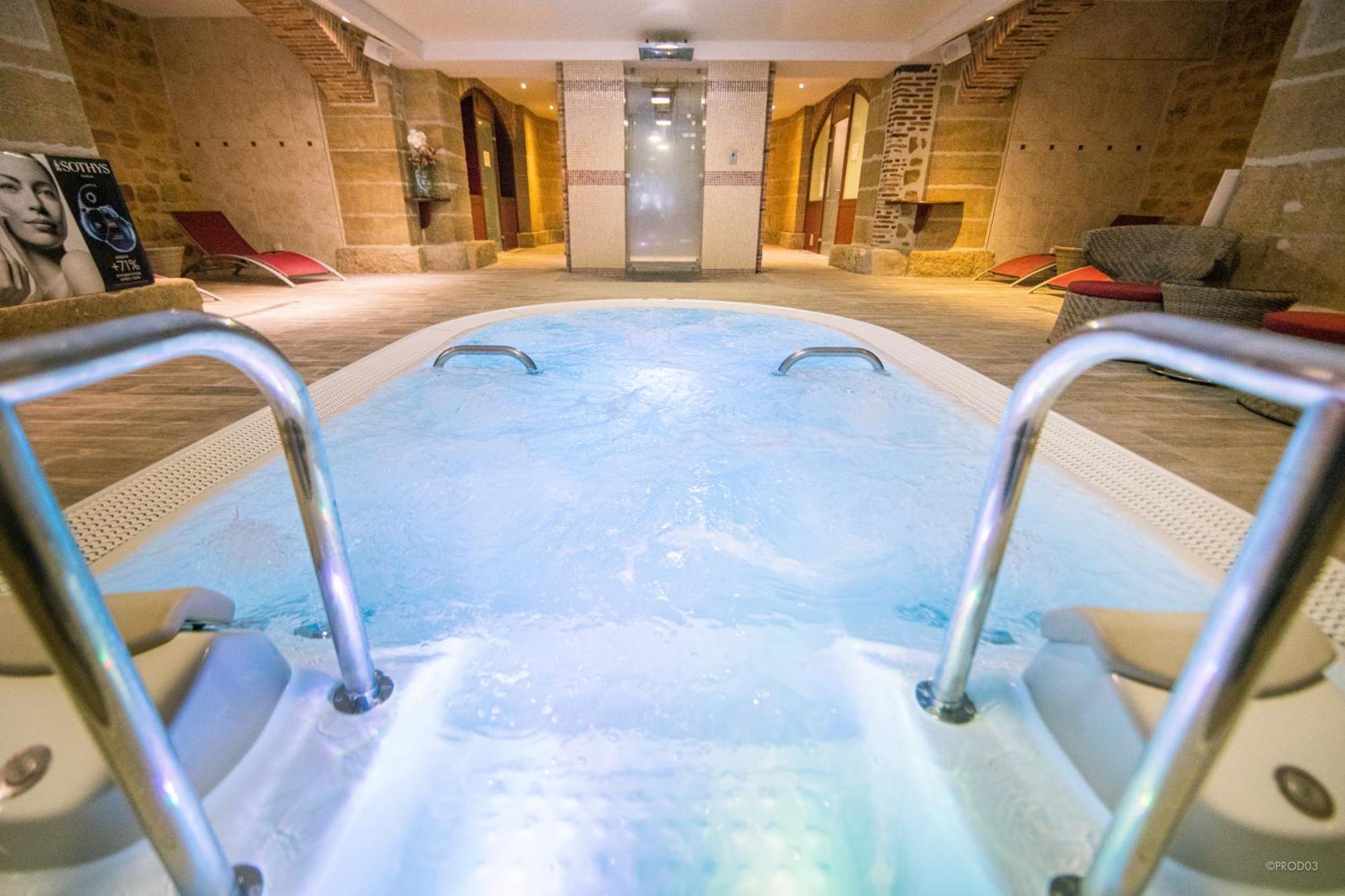 Mercure Moulins Centre Hotel De Paris Bagian luar foto