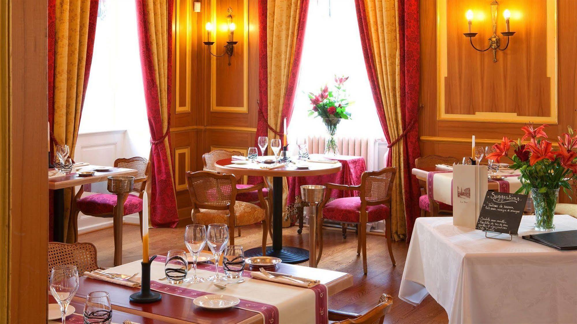 Mercure Moulins Centre Hotel De Paris Bagian luar foto